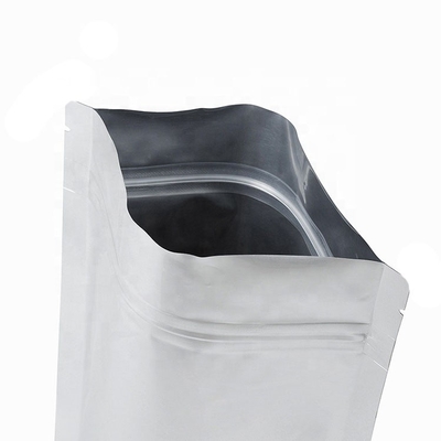 La tirette rescellable noire de la tirette 50g met en sac la preuve d'odeur de Mylar tiennent la poche